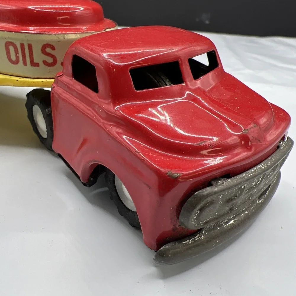 Vintage 1950s Tin Litho Gas Tanker Semi Truck Japan S-2023 Gasoline Motor Oils